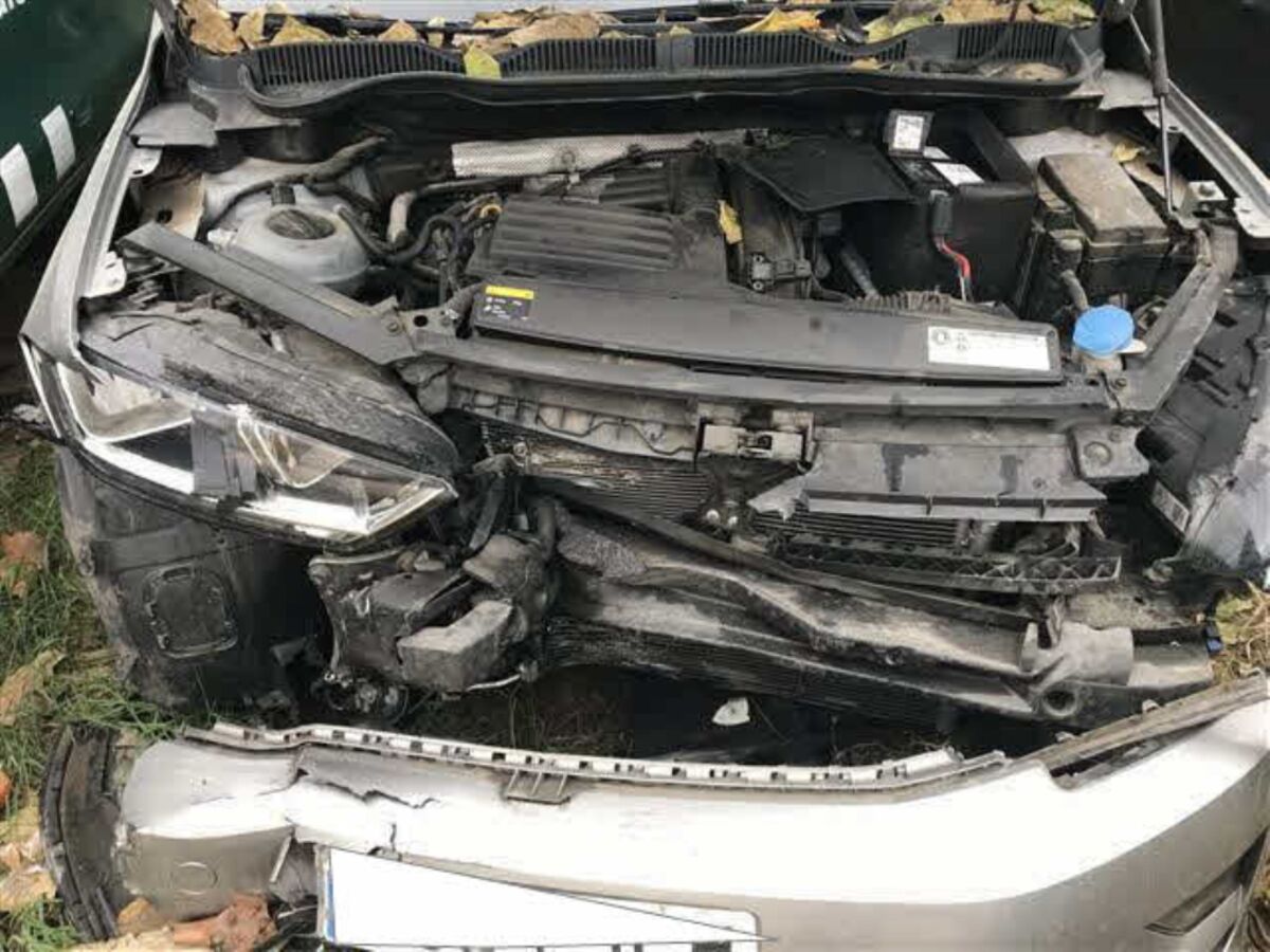 Miniatura Volkswagen Golf Sportsvan 2021 1.2 TSi año 2015 10