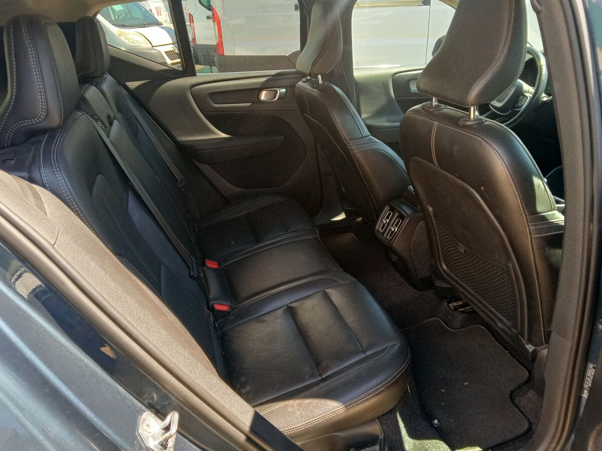Miniatura Volvo XC40 2019 2.0D3 10