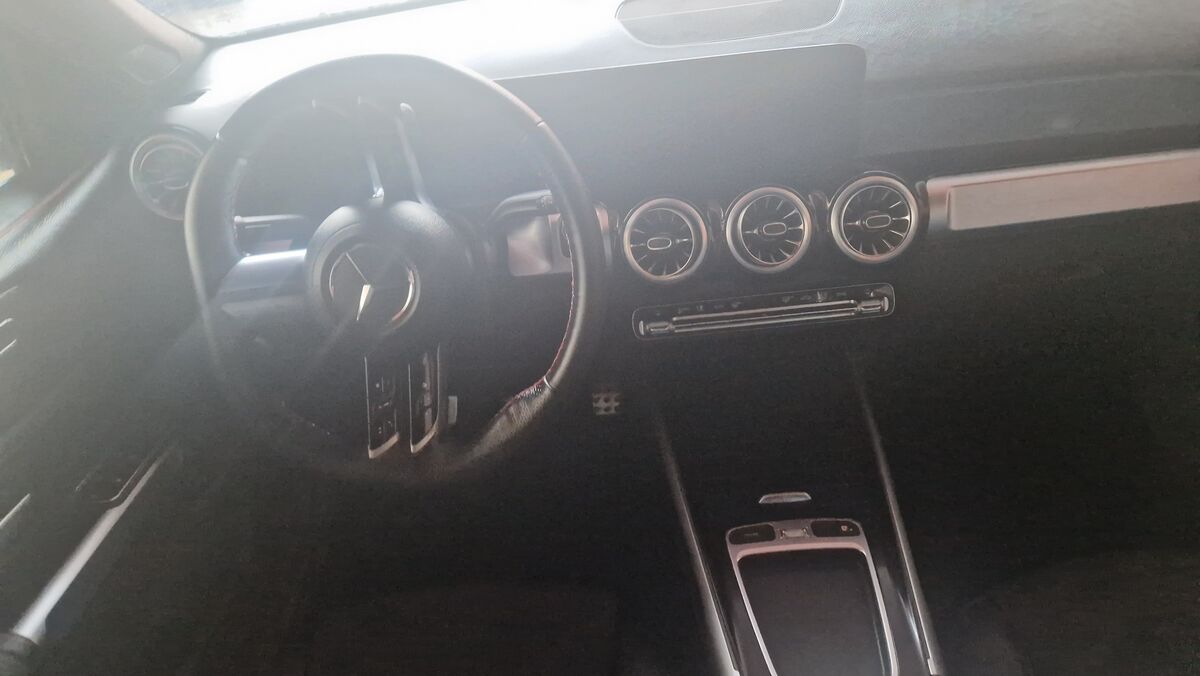 Miniatura Mercedes-Benz GLB 2024 Mercedes GLB 200 2024 INUNDADO 11