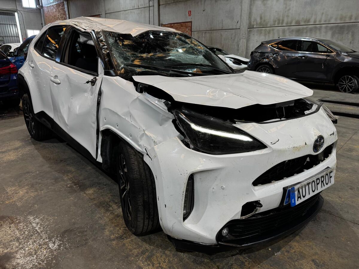 Miniatura Toyota Yaris Cross 2023 TOYOTA YARIS CROSS 120H /2023 3