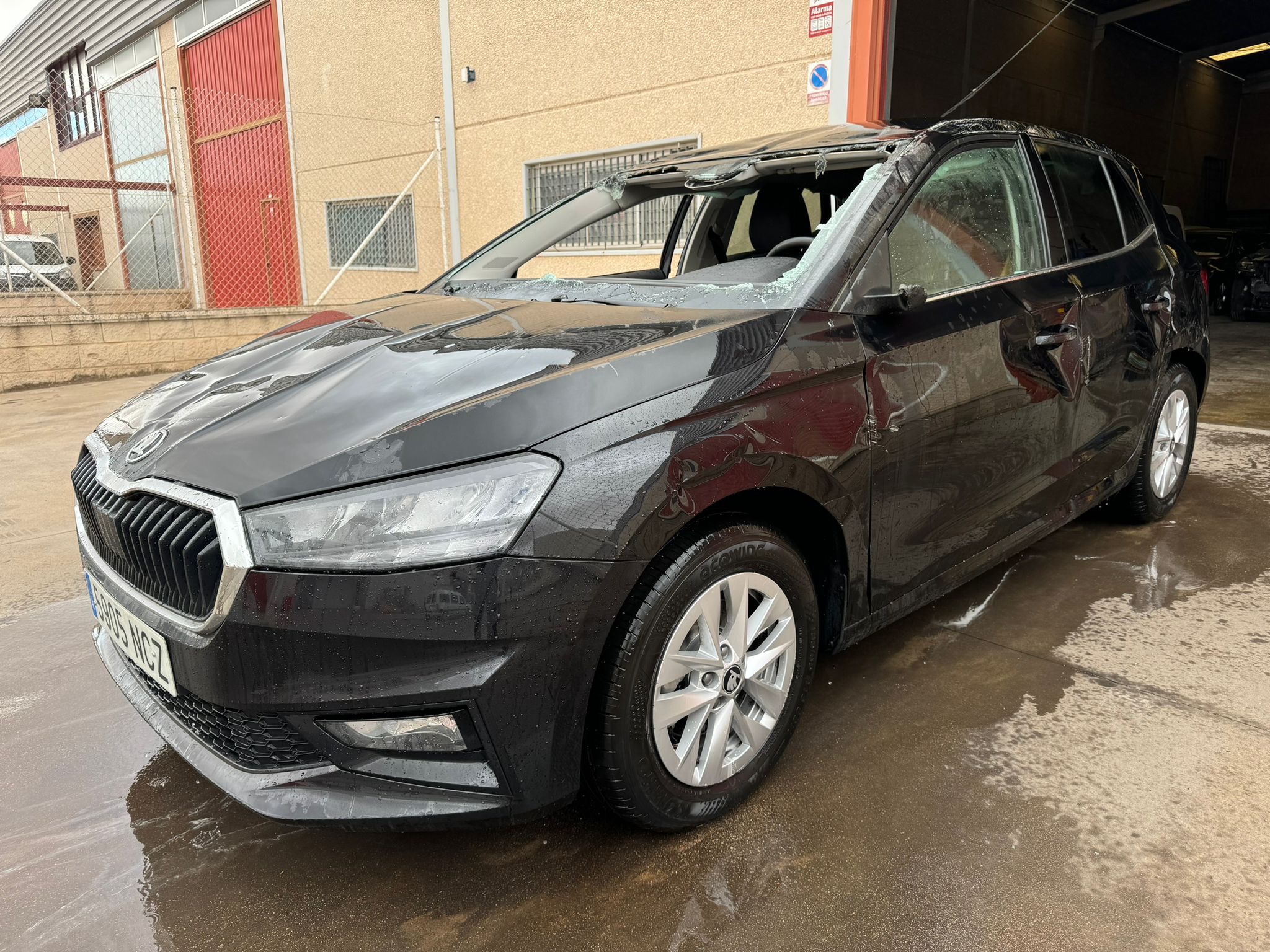 1.0 Tdi Año 8/2025 SOLO 700 KM *** 5.990 € ***