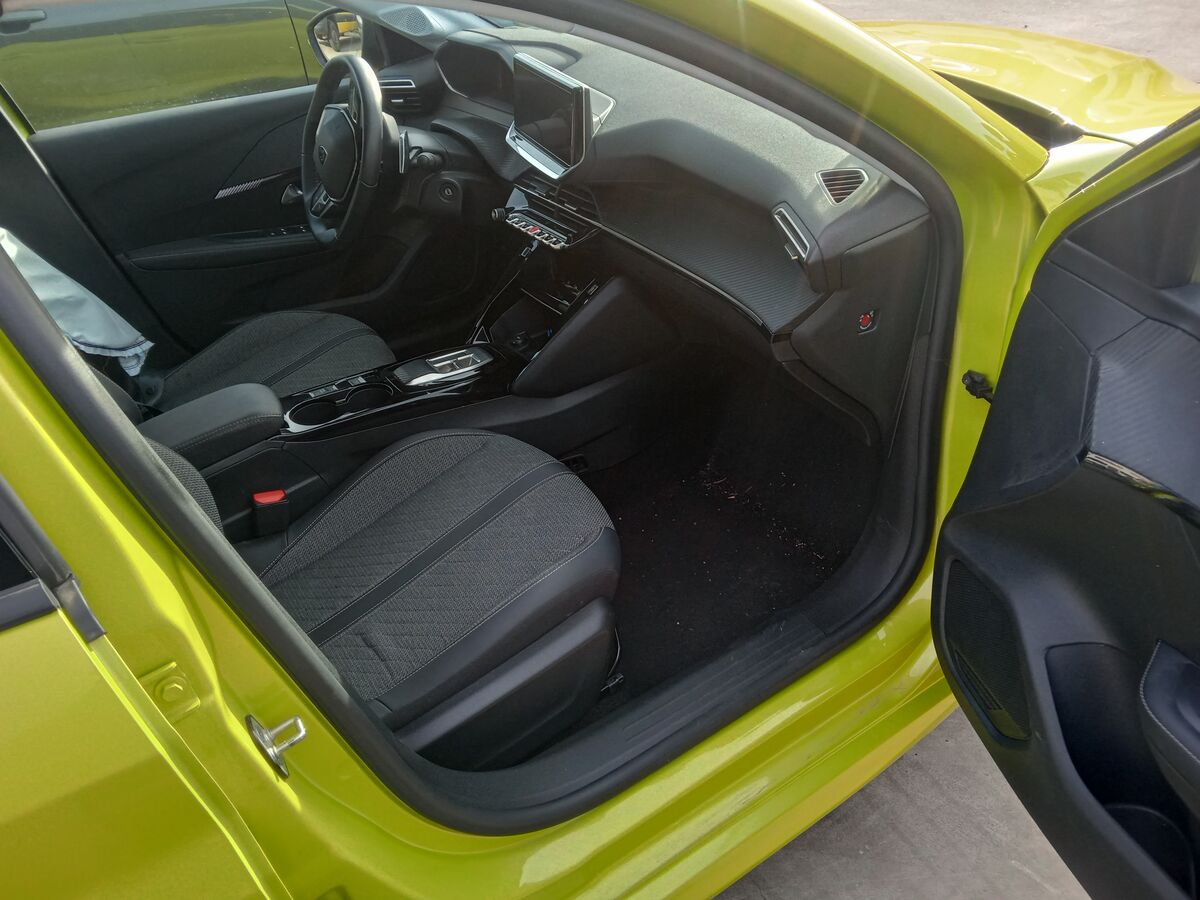 Miniatura Peugeot 208 2025 HYBRID 100CV EDCS 10