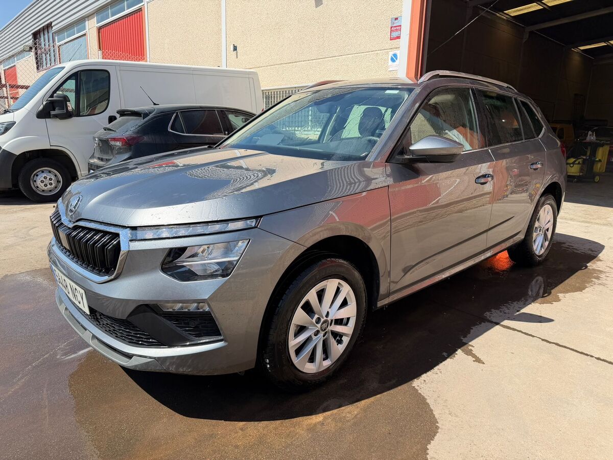 1.0 Tfsi 115 Cv Año 9/2025 *** 10.490 € ***