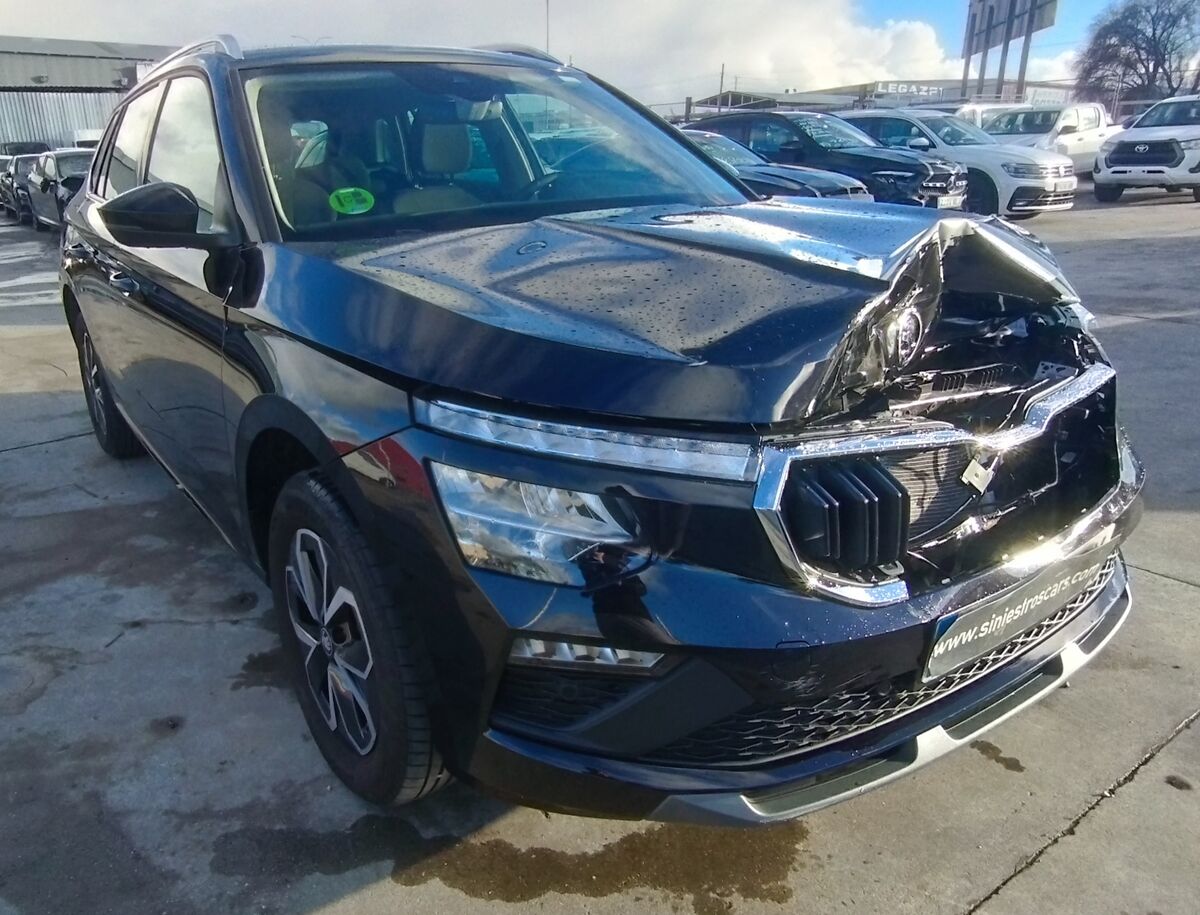 SKODA KAMIQ 1.0cc TSI 115cv  GASOLINA AUTOMATICO  AÑO 2025