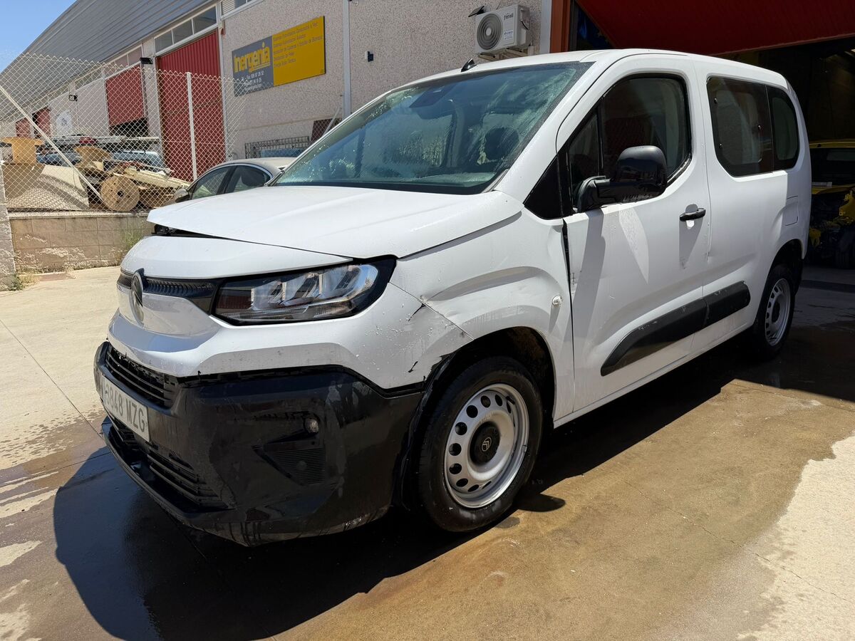 1.5 BlueHdi Año 5/2025 *** 8.990 € ***