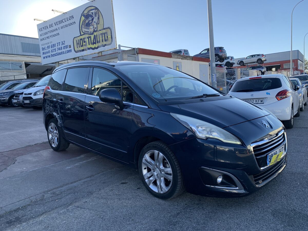 PEUGEOT 5008 1.6 HDI 120CV 7 PLAZAS
