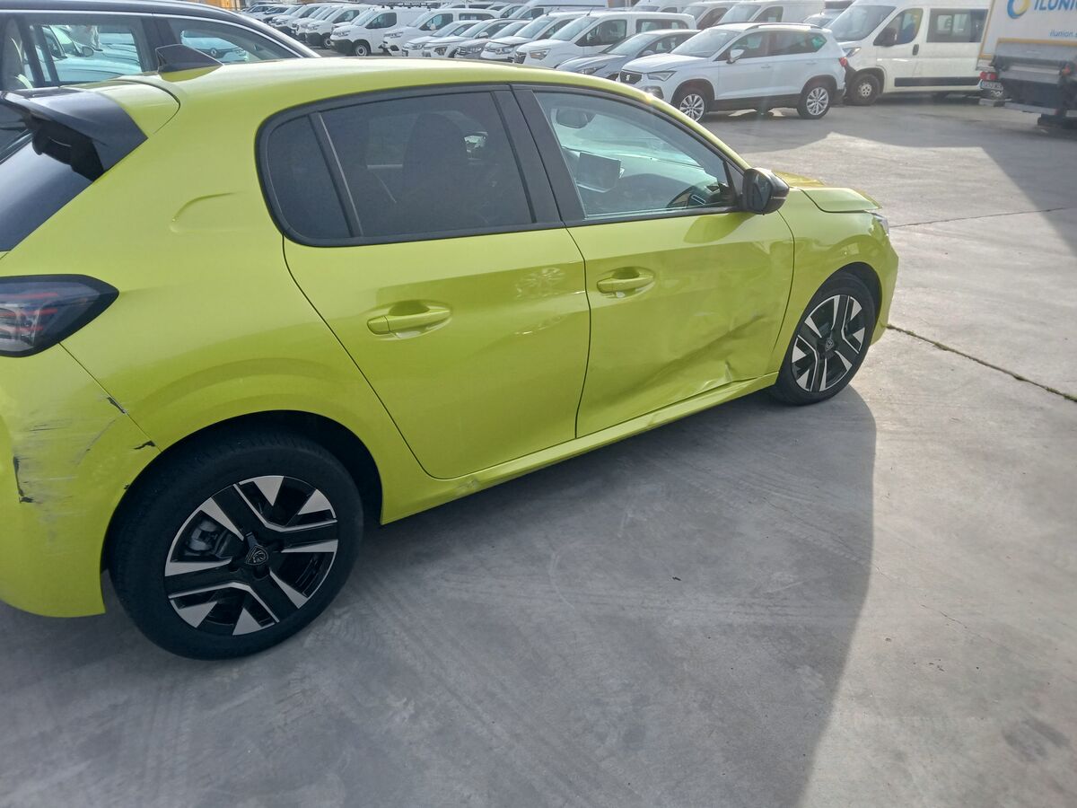 Miniatura Peugeot 208 2025 HYBRID 100CV EDCS 8