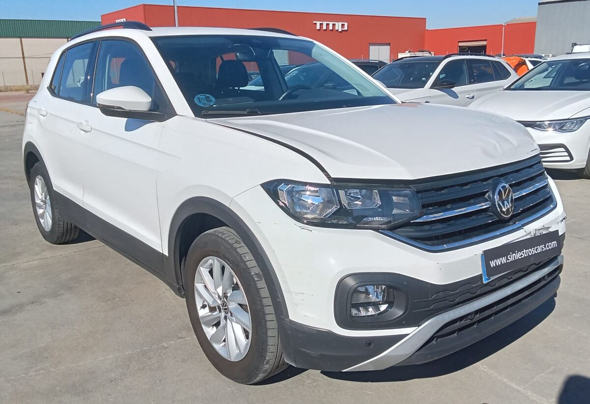 VOLKSWAGWEN T CROSS 1.0cc  TSI 95cv GASOLINA MANUAL  AÑO 2023