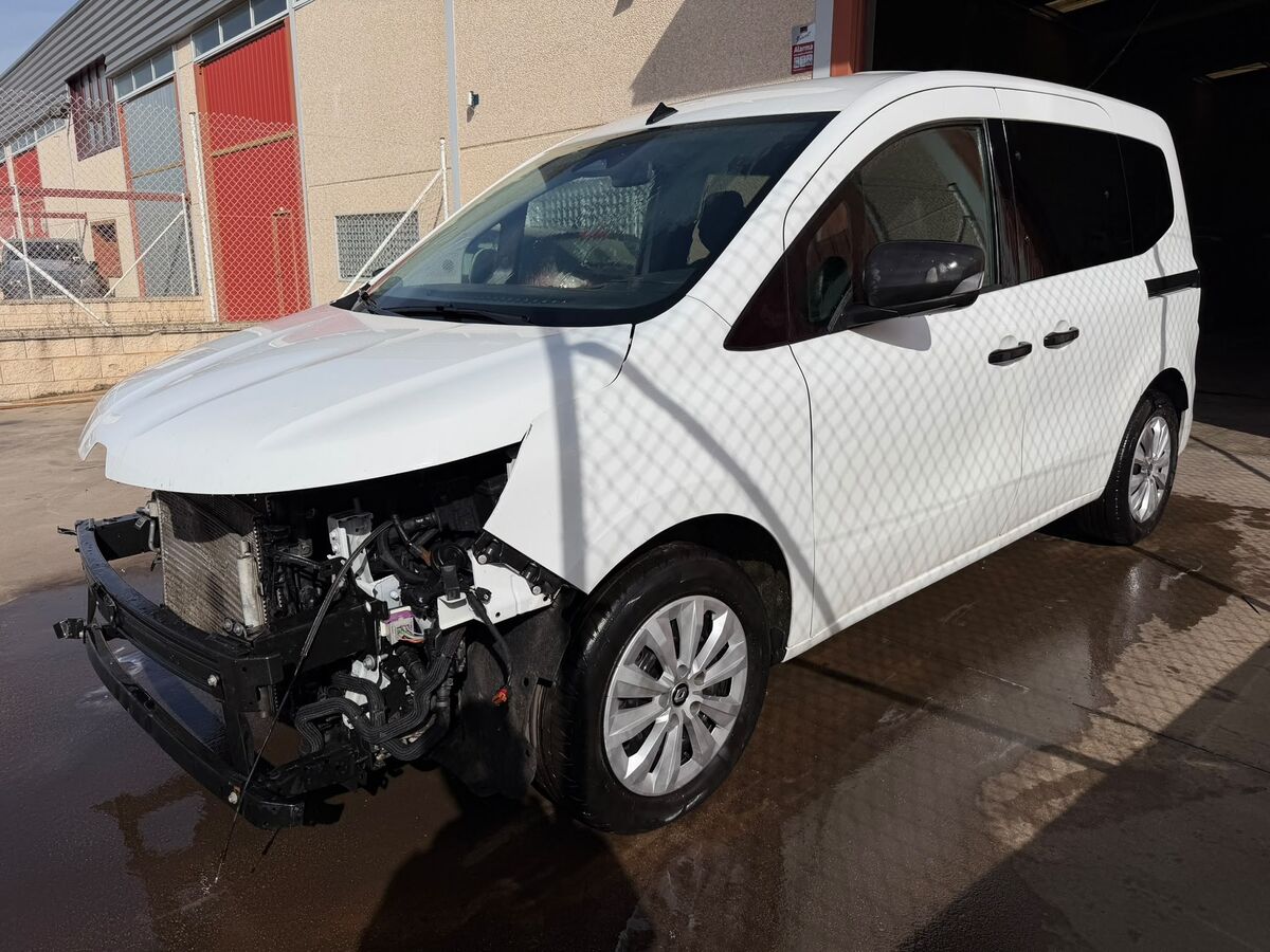 Comby 1.5 Dci Año 6/2024 *** 9.490 € ***