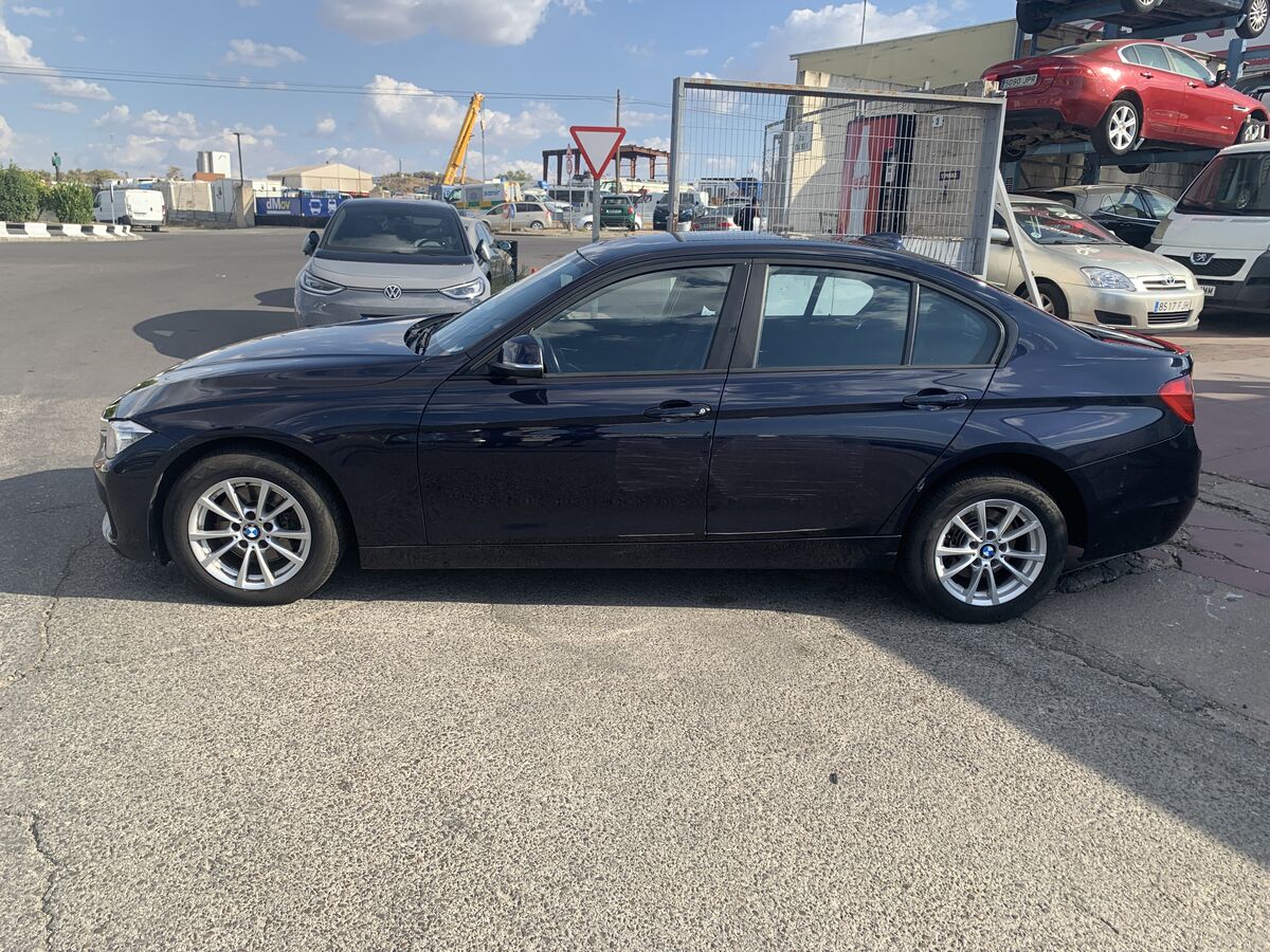 Miniatura BMW 3 Series 2013 BMW 320 2.0 D 184CV 6