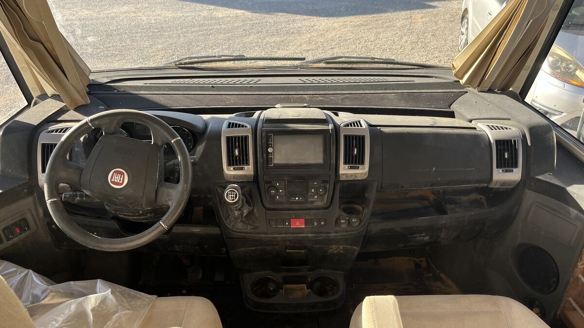 Miniatura Fiat 1100 2017 Autocaravana integral Fiat HYMER EX 564 EXSIS-I 4