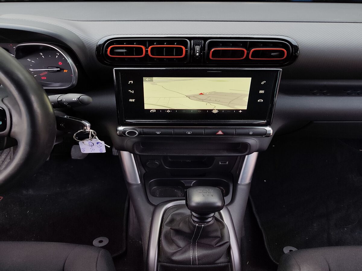 Miniatura Citroen C3 AirCross 2020 110CV 9