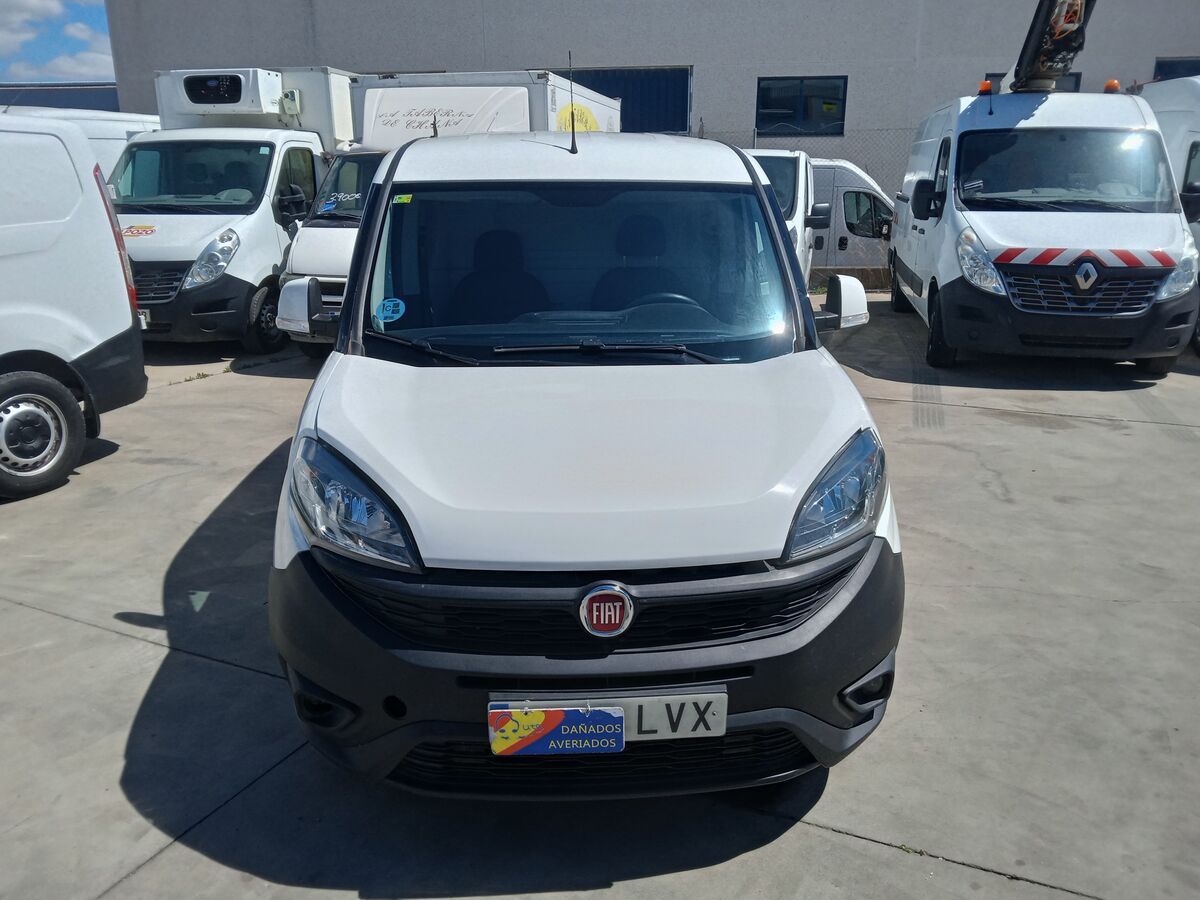 vehiculo Fiat Doblo 1.6SX 90CV