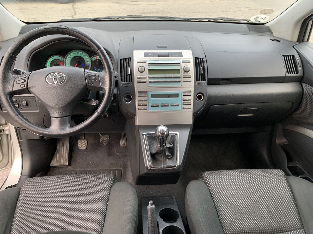 Miniatura Toyota Corolla Verso 2007 TOYOTA VERSO 2.2 D4D 177CV 7 PLAZAS 9