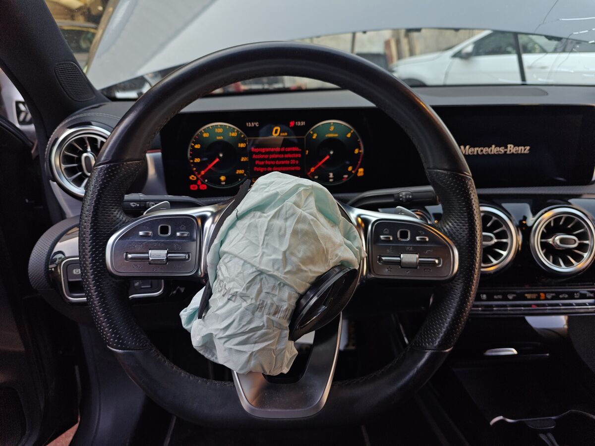 Miniatura Mercedes-Benz A-Clase 2021 AUTOMATICO 11