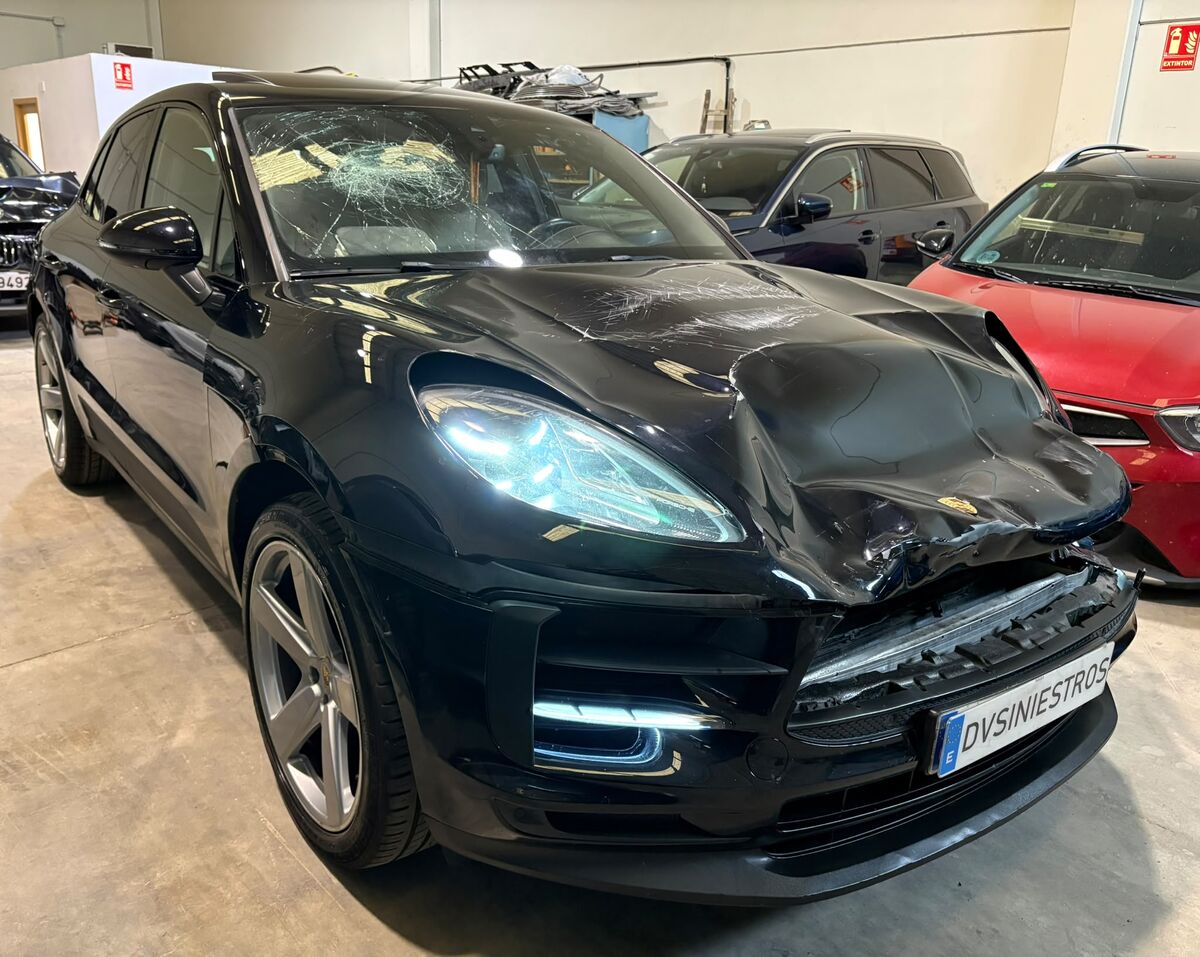 2018 Restyling! ACCIDENTADO!