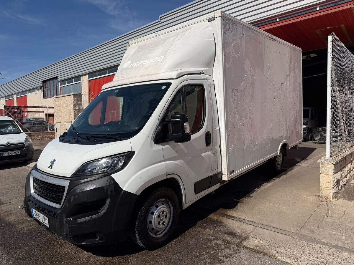BOXER CAMION 2.2 Hdi 140 Cv Año 9/2020 *** 7.990 € ***
