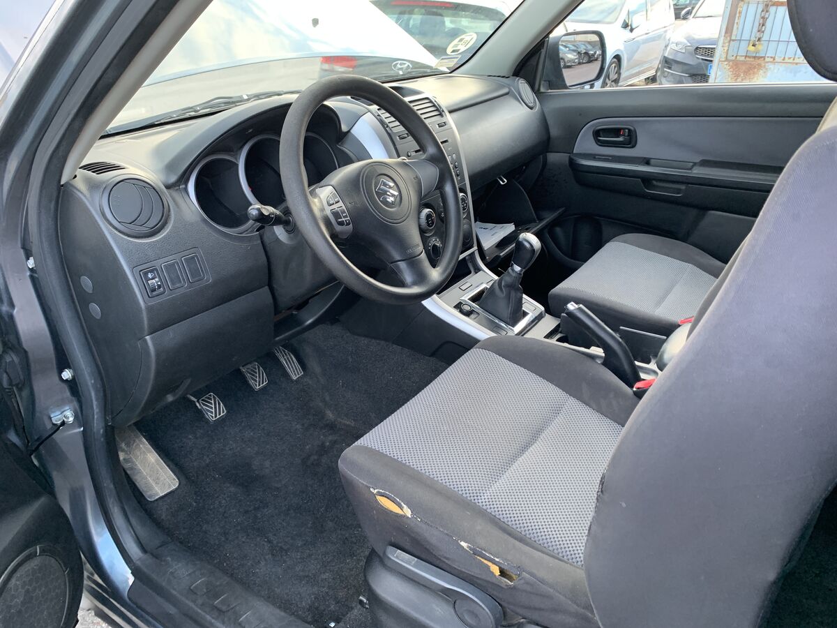 Miniatura Suzuki Grand Vitara 2007 SUZUKI GRAND VITARA 1.9 D 130CV 13