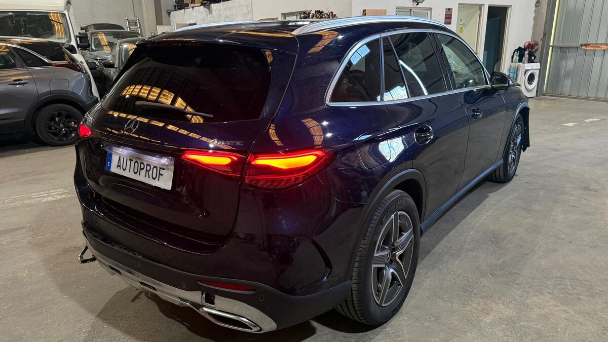 vehiculo Mercedes-Benz GLC 220D 4MATIC /2023