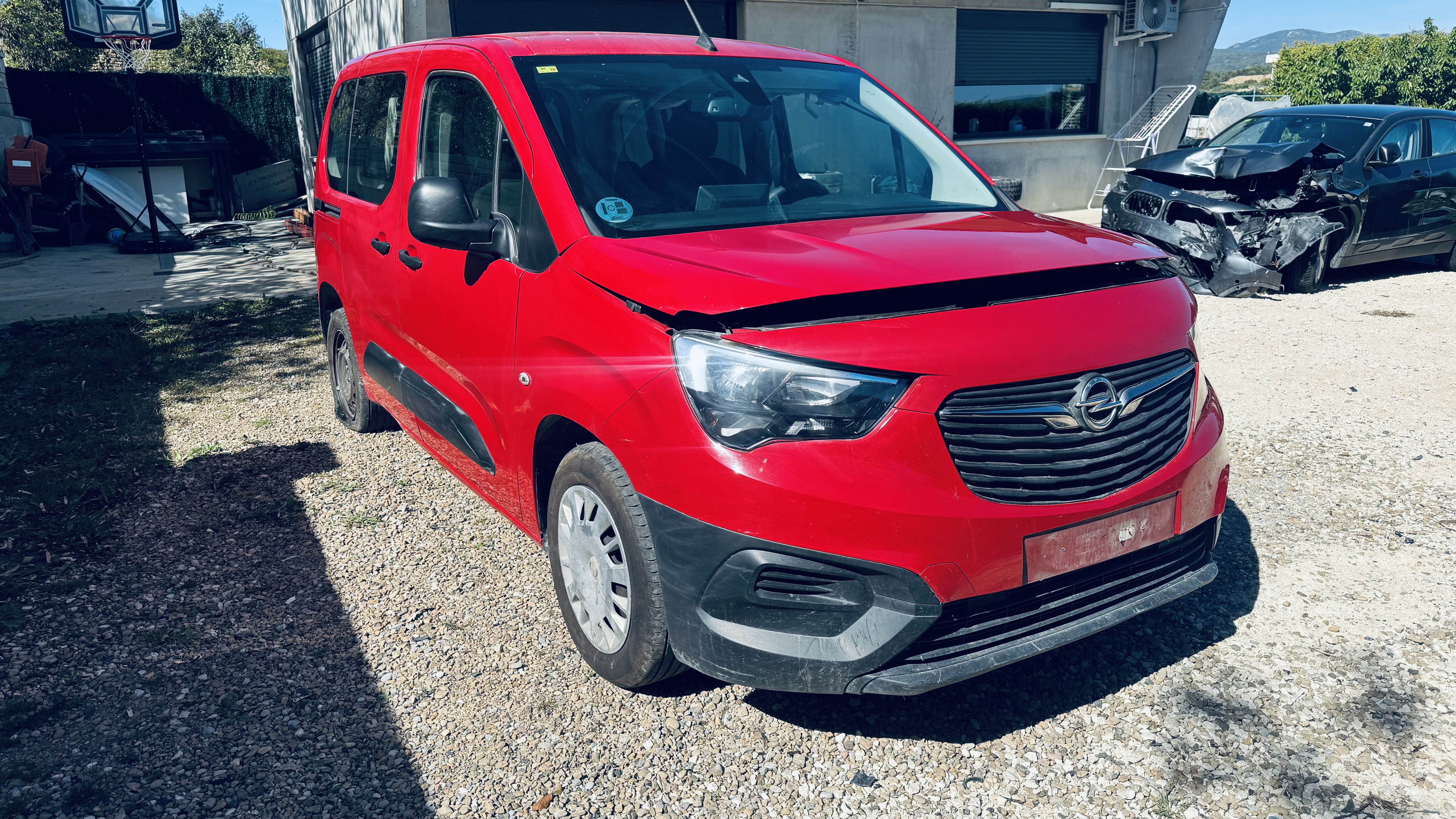 OPEL COMBO 1.5HDI 01-20 **9000€**