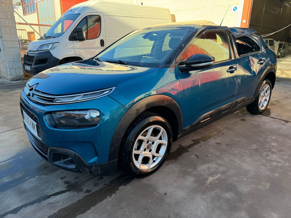 1.5 Blue Hdi Año 7/2018 *** 3.590 € ***