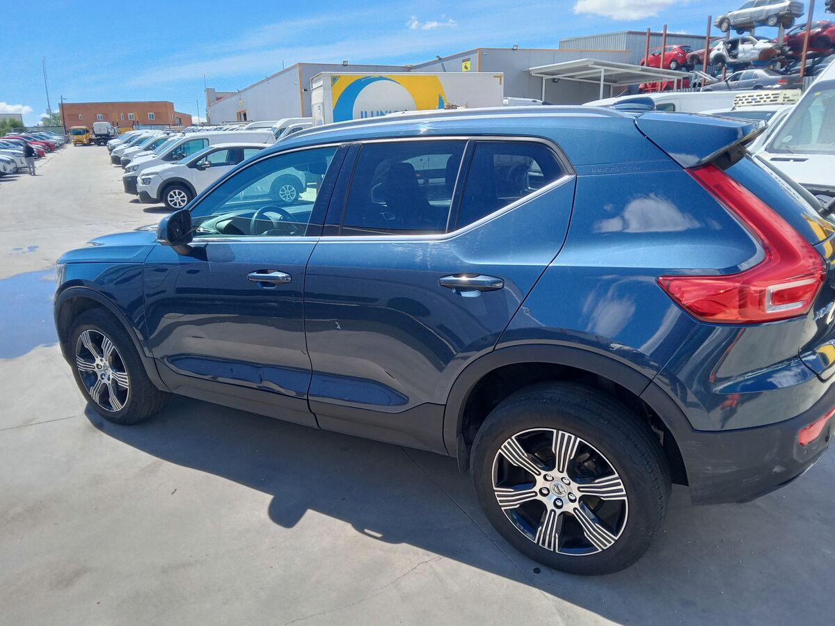 Miniatura Volvo XC40 2019 2.0D3 5