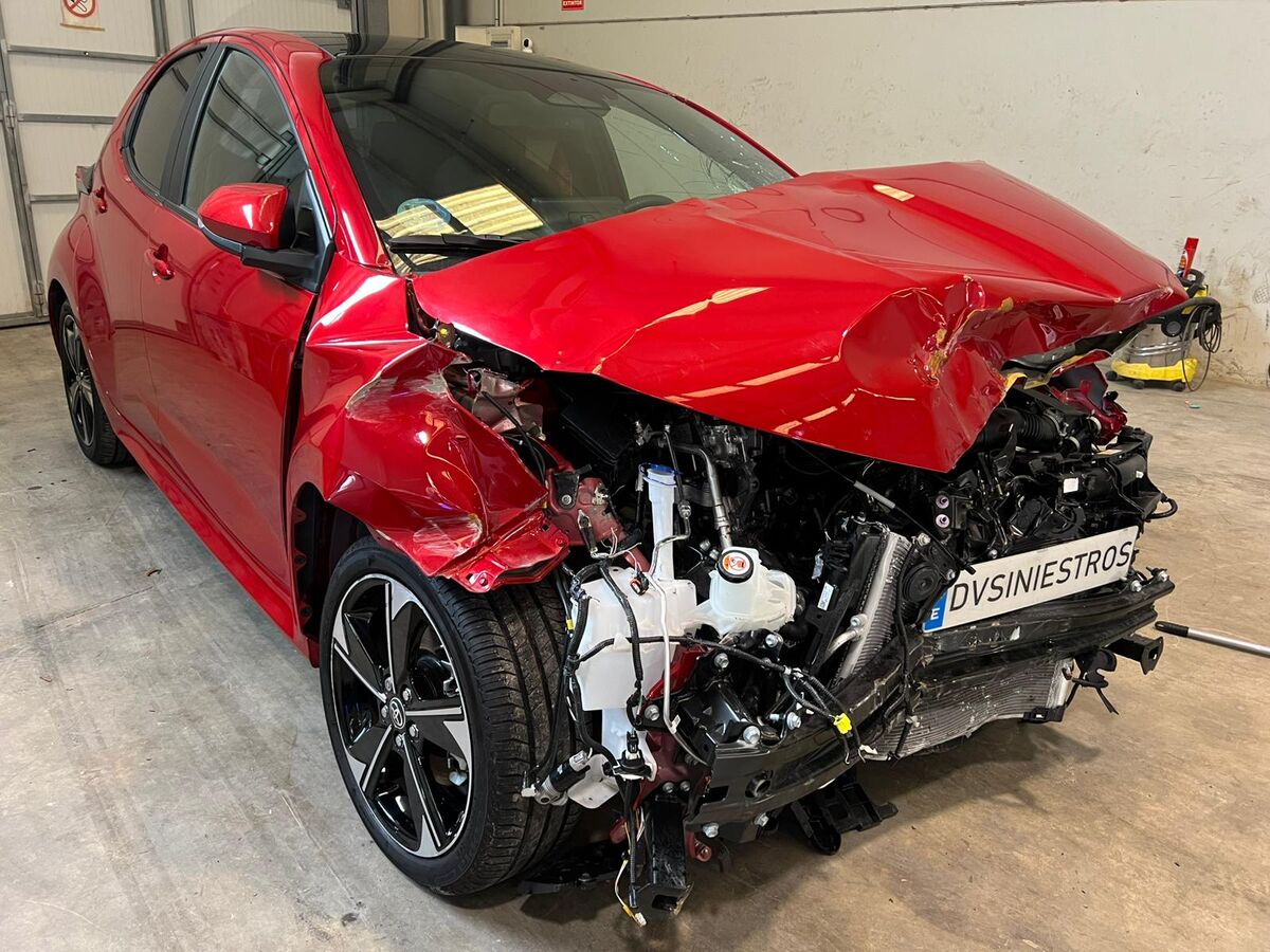 Toyota Yaris 2025 ACCIDENTADO!