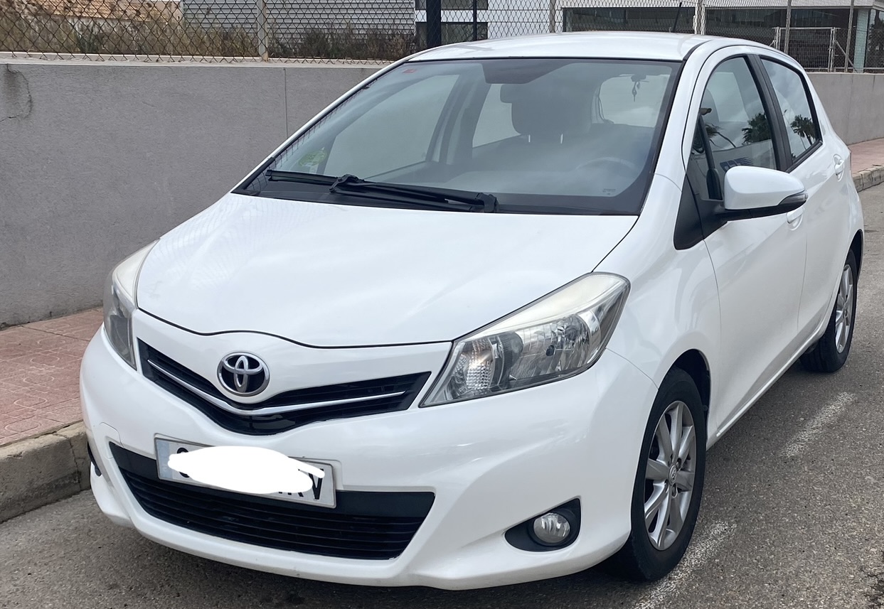 Yaris automático averiado