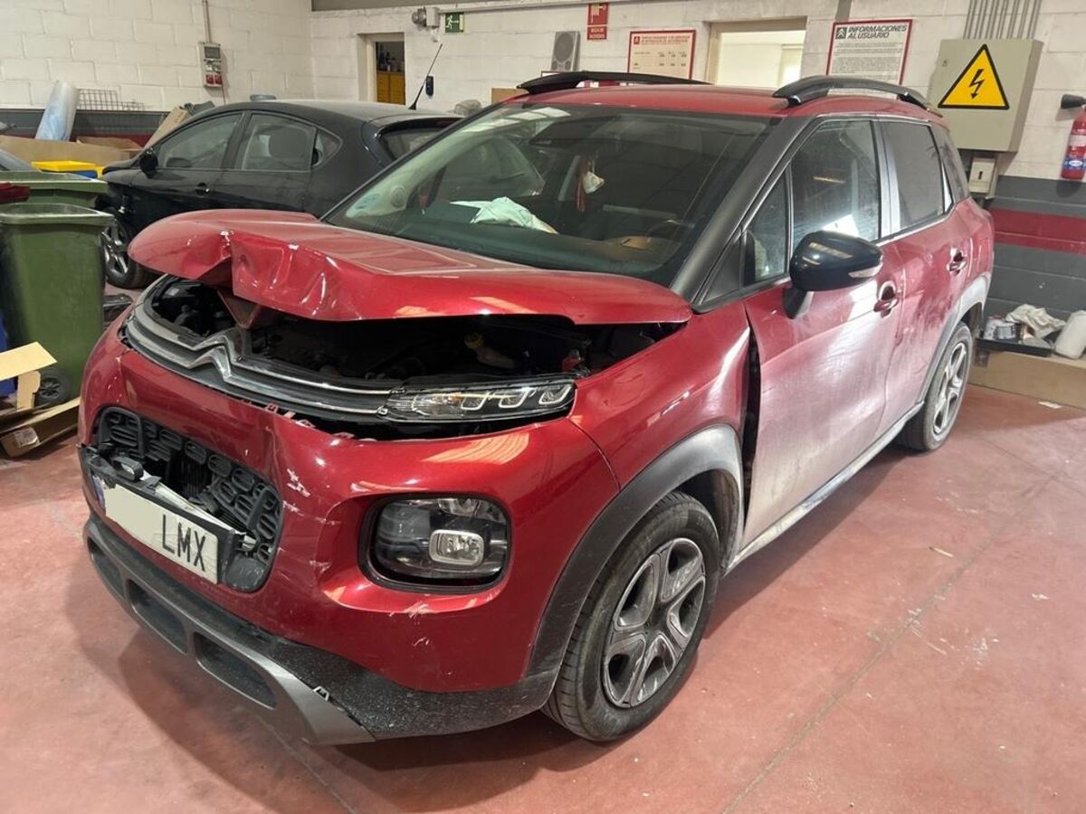 vehiculo Citroen C3 AirCross 1.2 PureTech año 2021