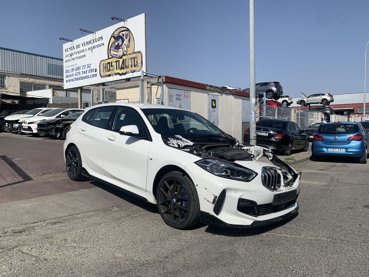 BMW 118 I PACK M PERFONMANCE 1.5 INY 140CV
