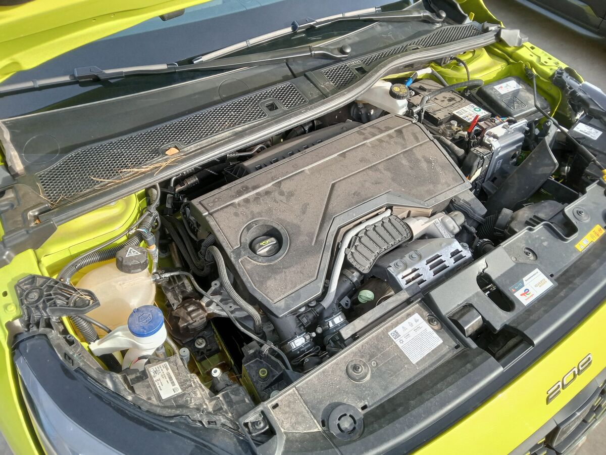 Miniatura Peugeot 208 2025 HYBRID 100CV EDCS 2