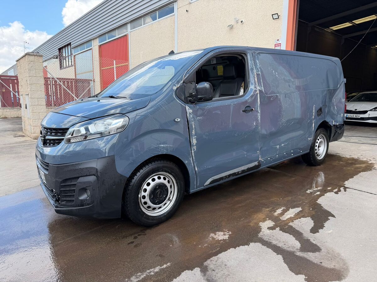 1.5 BlueHdi L3 Año 12/2021 *** 6.990 € ***