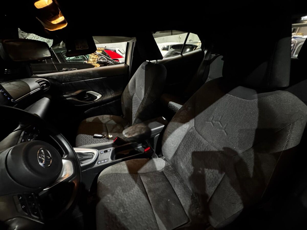 Miniatura Toyota Yaris Cross 2023 TOYOTA YARIS CROSS 120H /2023 8