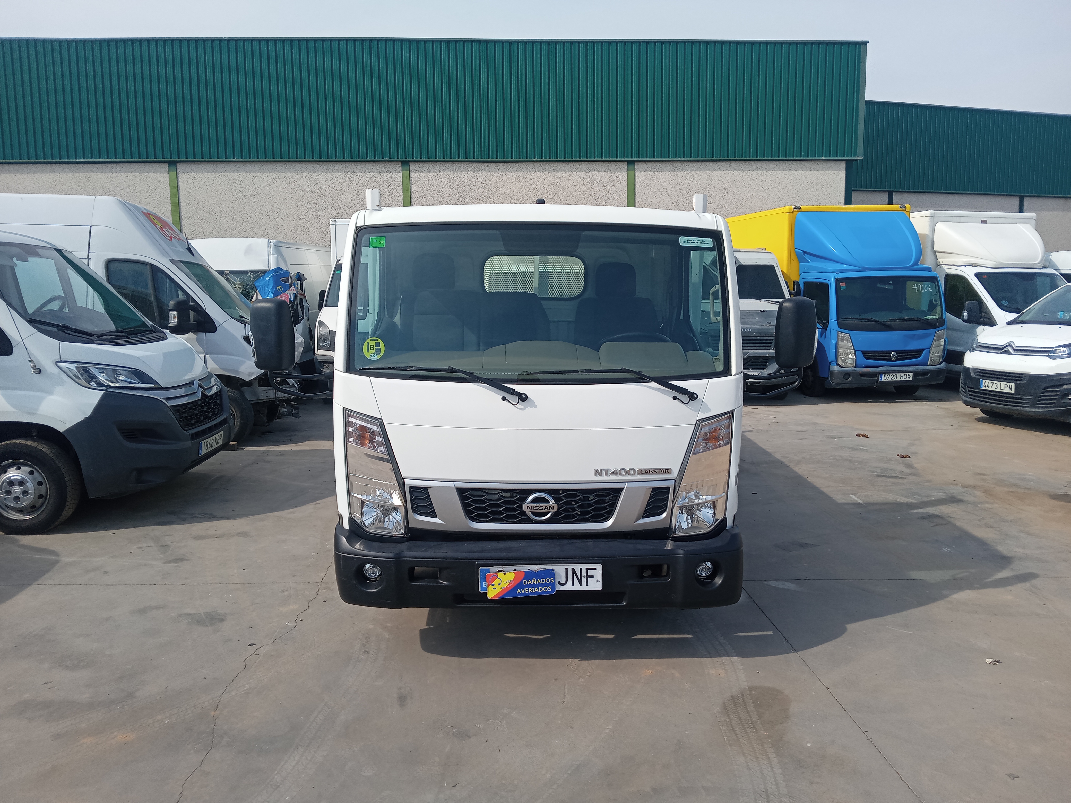 CABSTAR NT 400 VOLQUETE 122CV