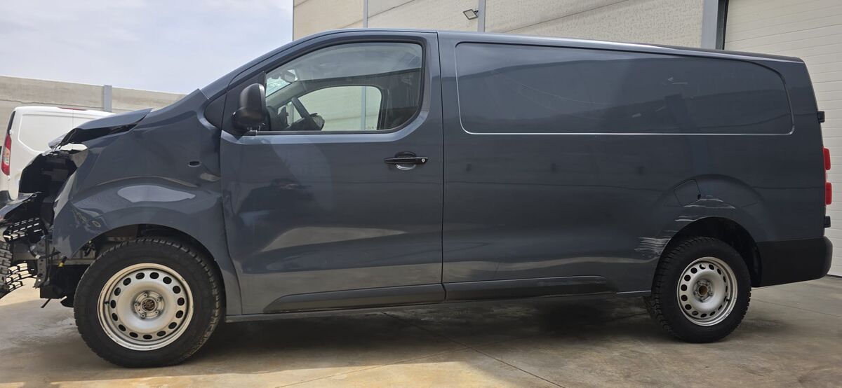 Miniatura Opel Vivaro 2024 Opel Nuevo Vivaro 1.5 BlueHDi 6v 120CV XL 2024 13