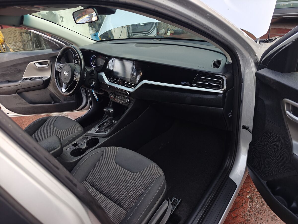 Miniatura Kia Niro 2021 1,6 HYBRIDO 8