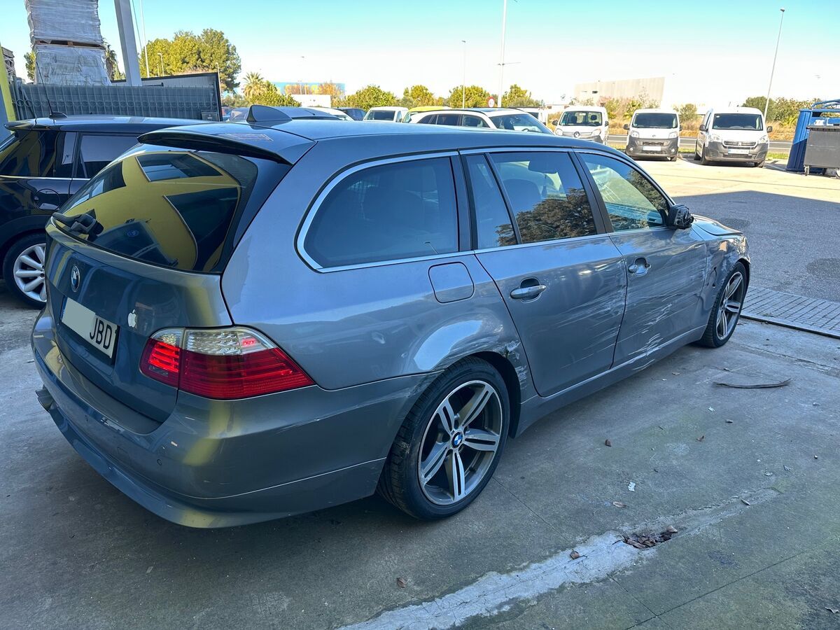Miniatura BMW 5 Series 2008 530d Touring 2008 2