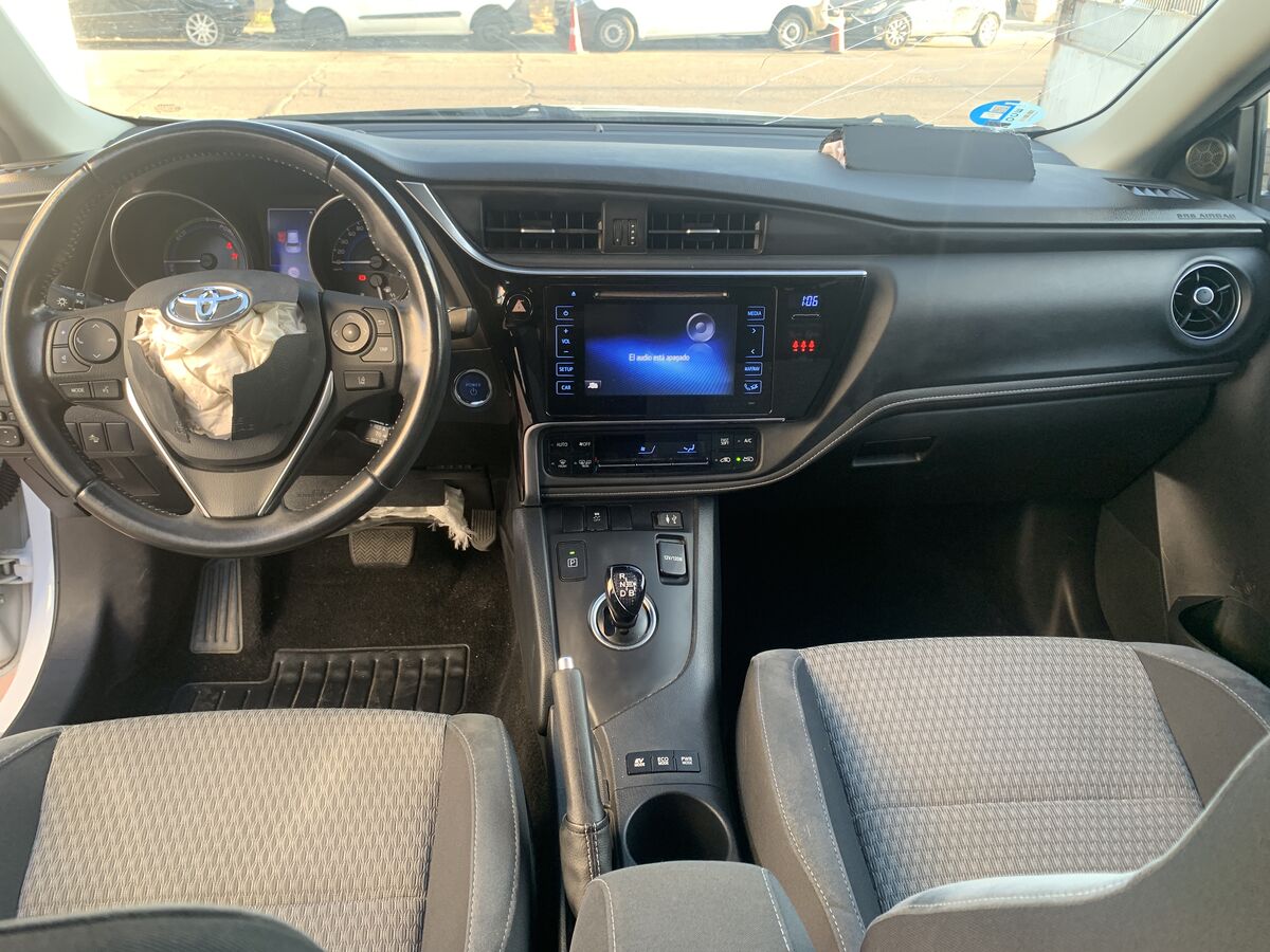 Miniatura Toyota Auris 2018 TOYOTA AURIS 1.8 HIBRIDO 135CV 11