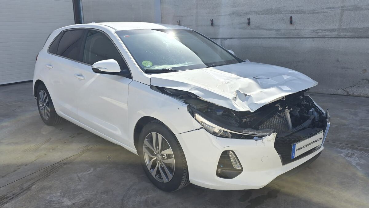 Miniatura Hyundai i30 2017 HYUNDAI I30 1.4 TGDI  140CV 6v 2017 3