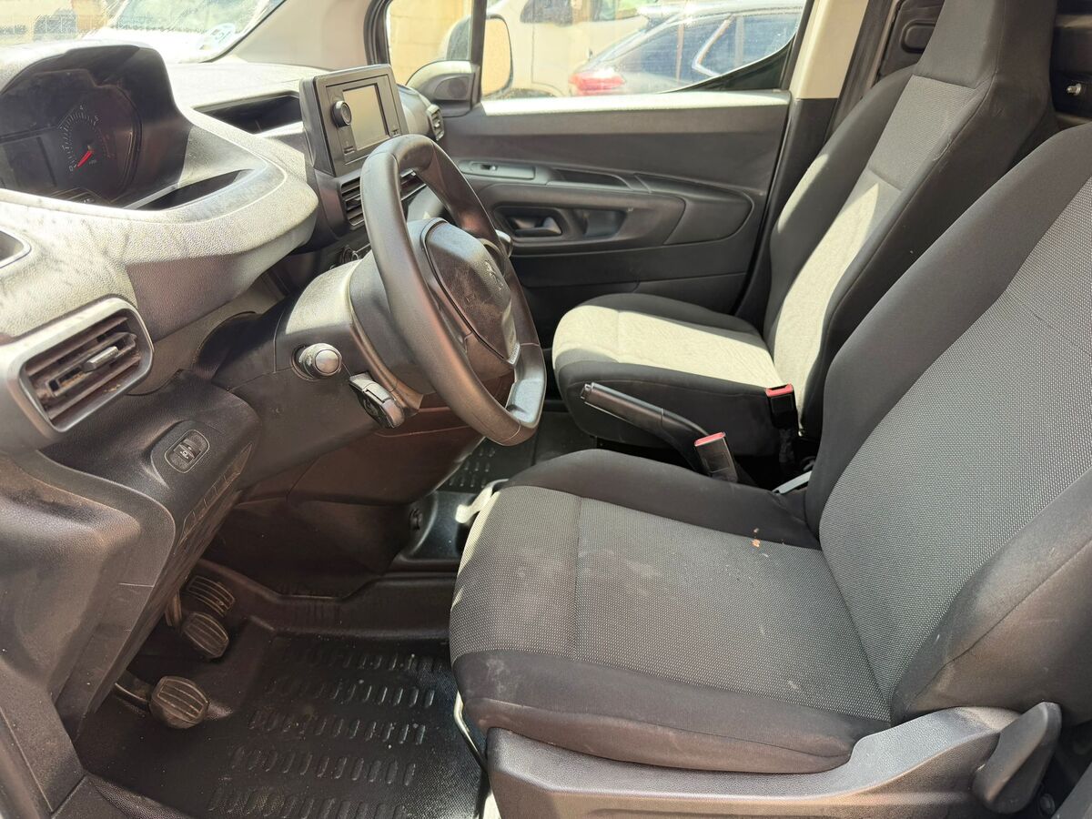 Miniatura Peugeot Partner 2022 1.5 BlueHdi Año 12/2021 *** 6.490 € *** 7