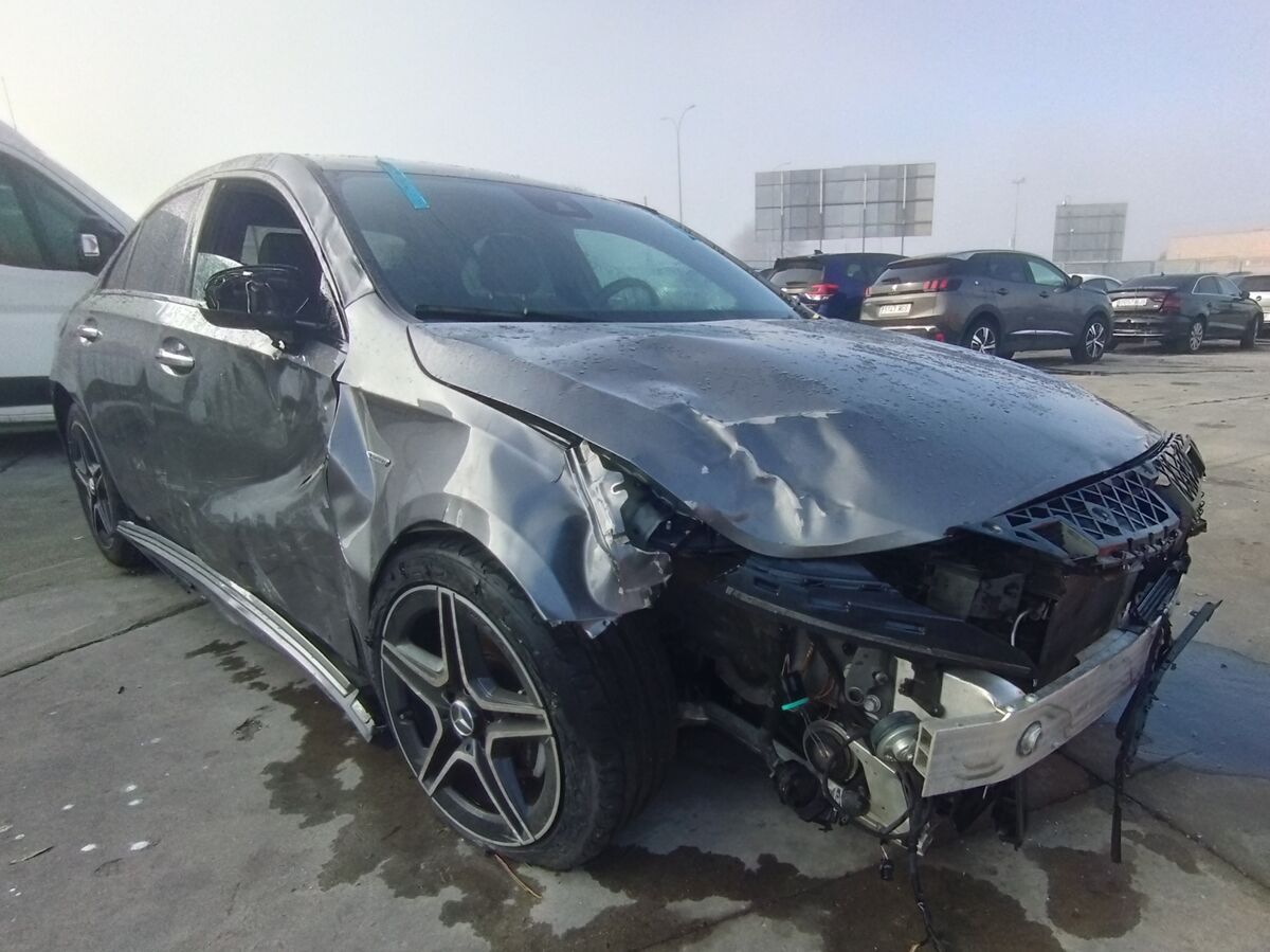 Miniatura Mercedes-Benz A-Clase 2021 MERCEDES A 200D 2.0cc 150cv AUTOMATICO DIESEL  AÑO 2021 6