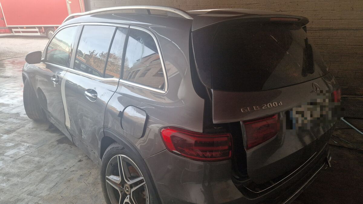 Miniatura Mercedes-Benz GLB 2024 Mercedes GLB 200 2024 INUNDADO 7