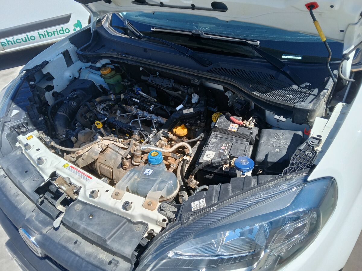 Miniatura Fiat Doblo 2022 1.6SX 90CV 1