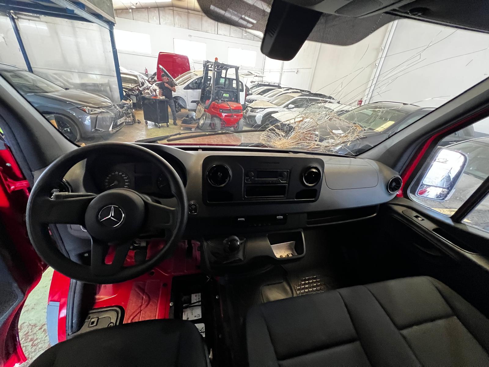 Mercedes-Benz Sprinter 2024