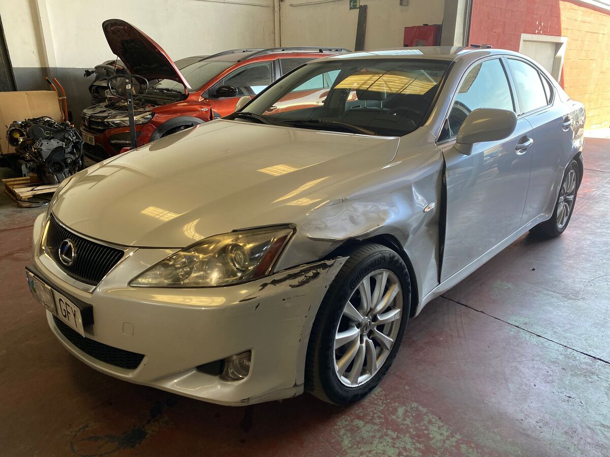 220d 2.2 177 Premium 4p