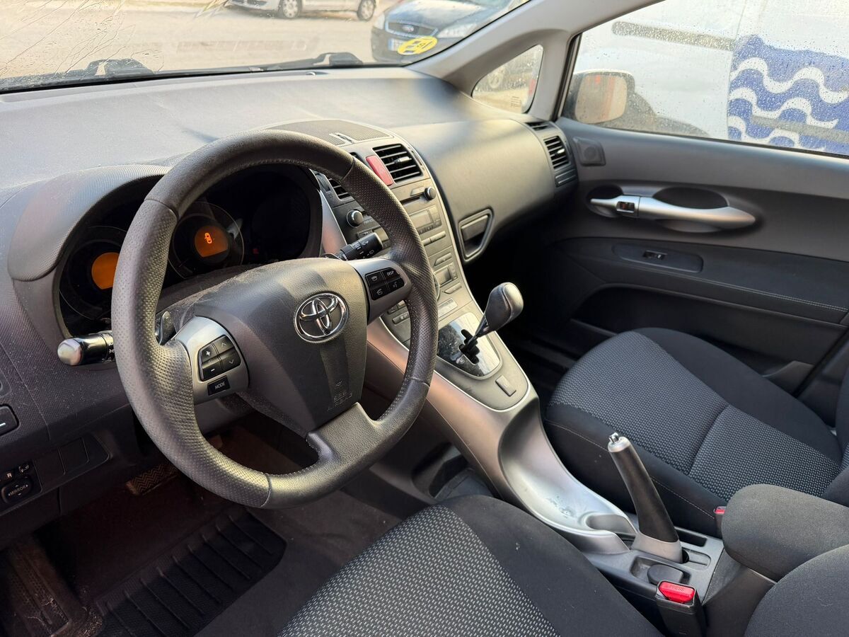 Miniatura Toyota Auris 2010 1.4 D4D Año 5/2010 *** 3.790 € *** 5