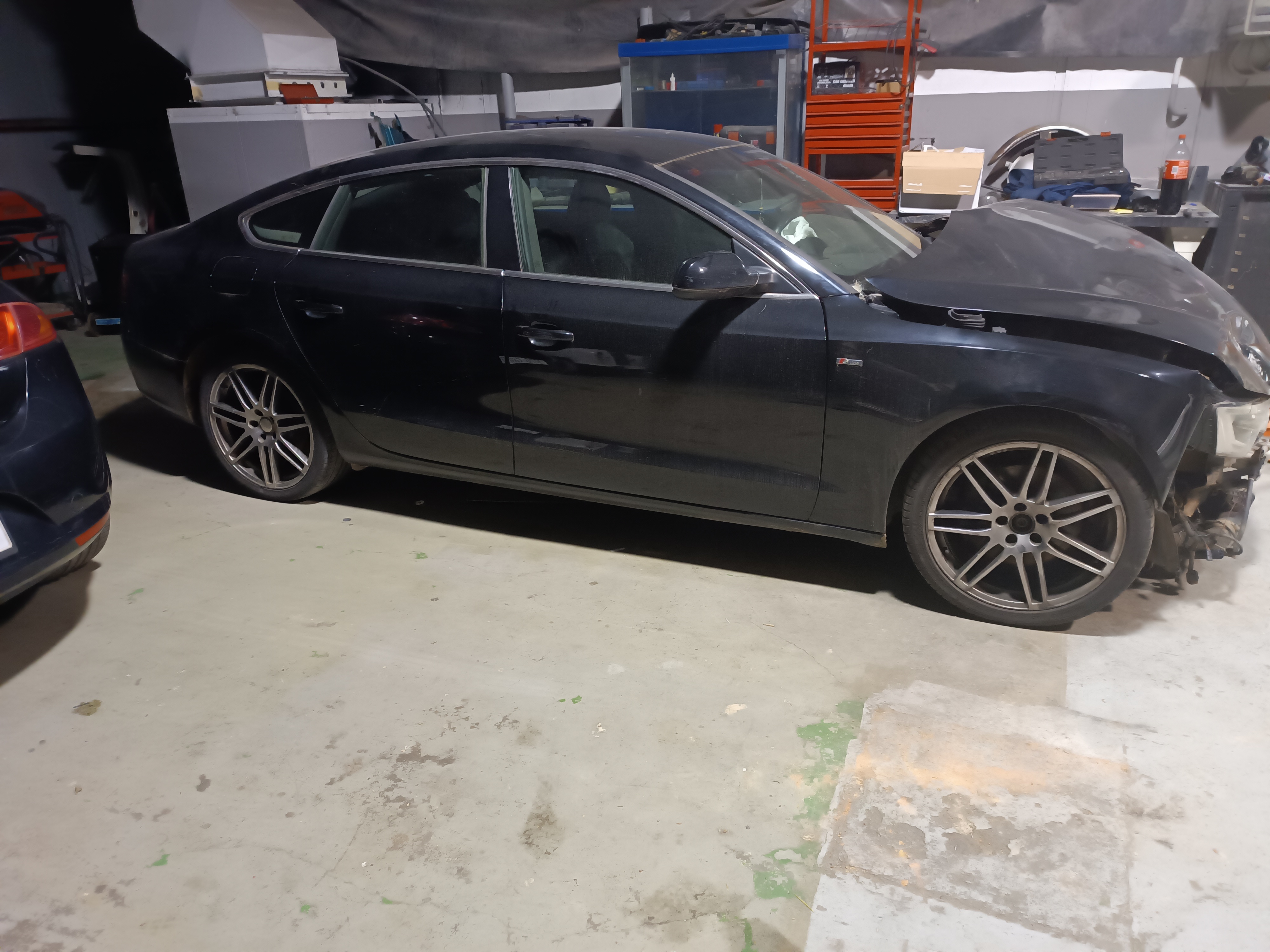 Audi A5 quattro 3.0 v6