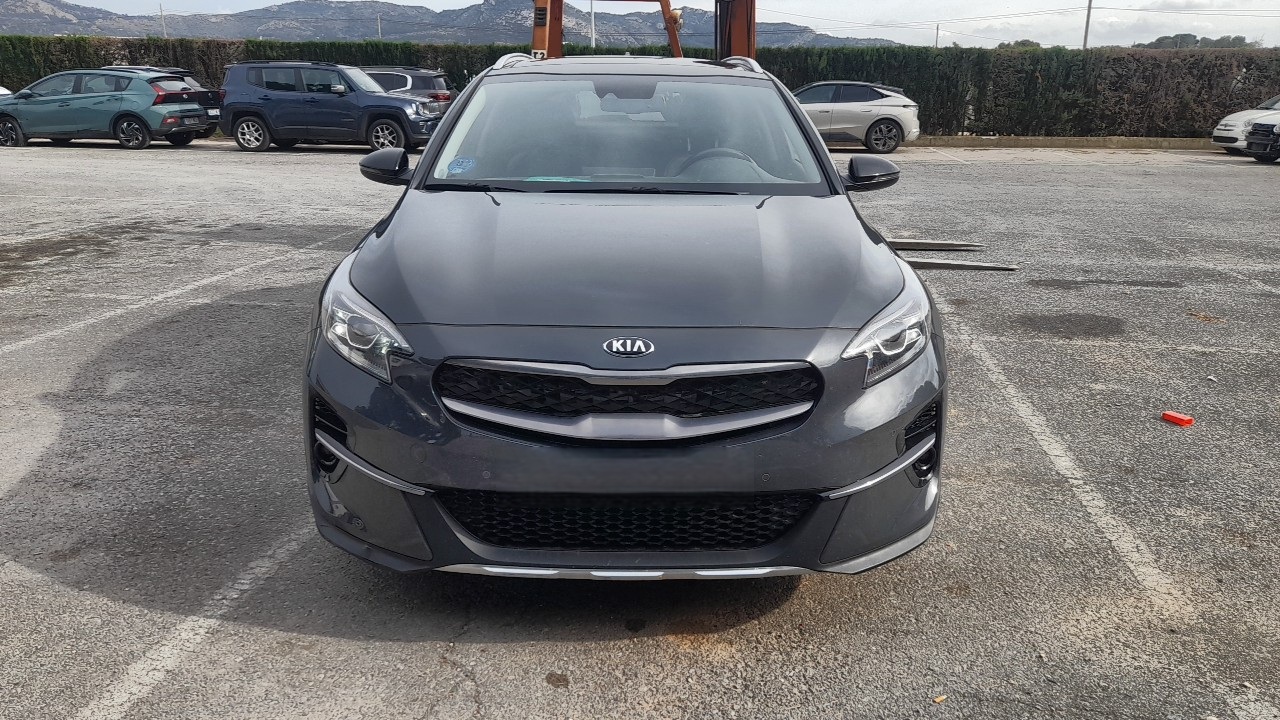 1.6 GDI Hybrid Enchufable 141 Gasolina Automáico