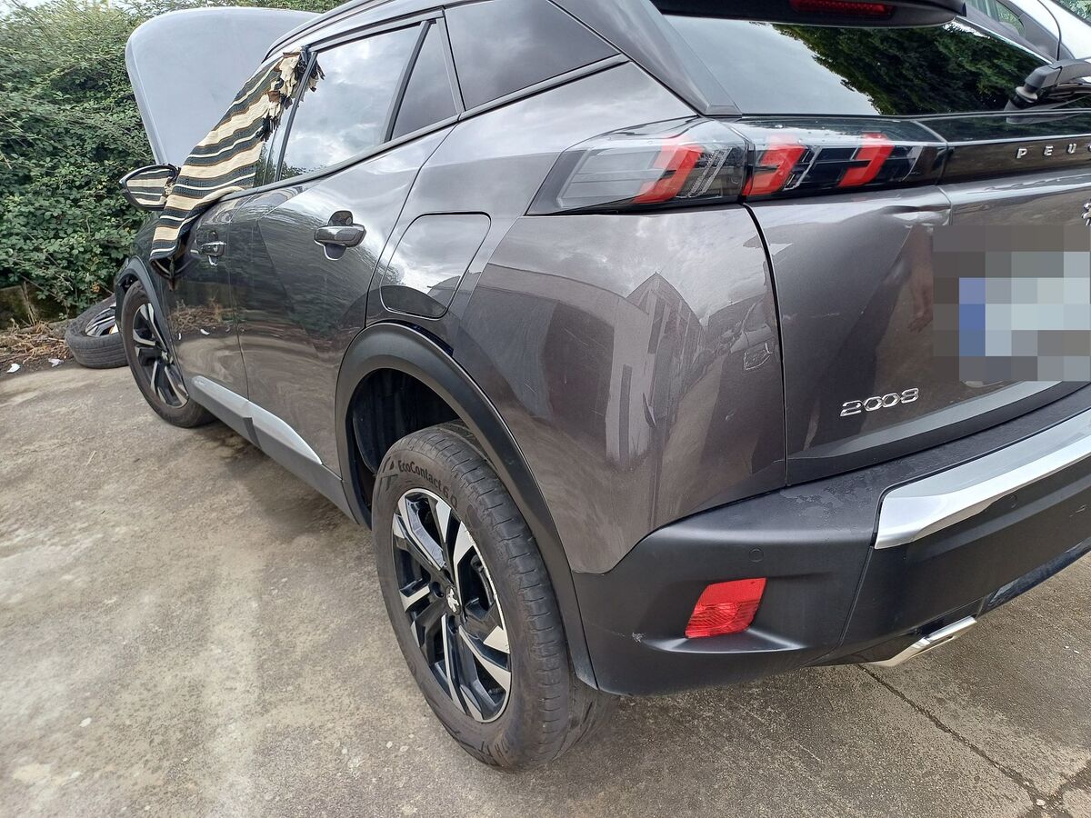 2022  46.000 Km