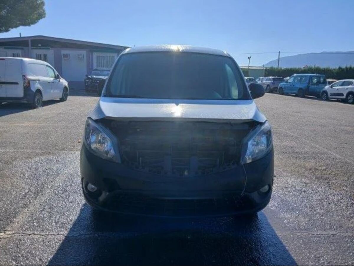1.4 Diesel 95CV 109 CDi Extralargo 6V